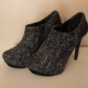 New Gianni Bini heels stilettos